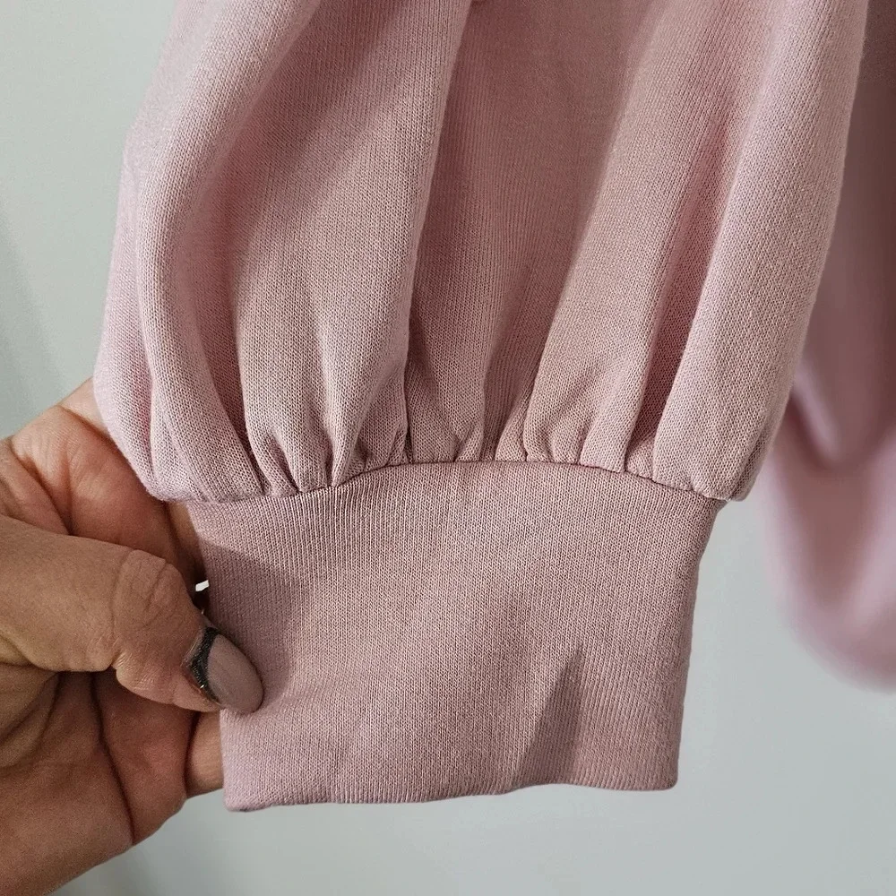 MATERNITY Skönhet Pullover Sweater with Pearls on Sleeves - Picture 4 of 5